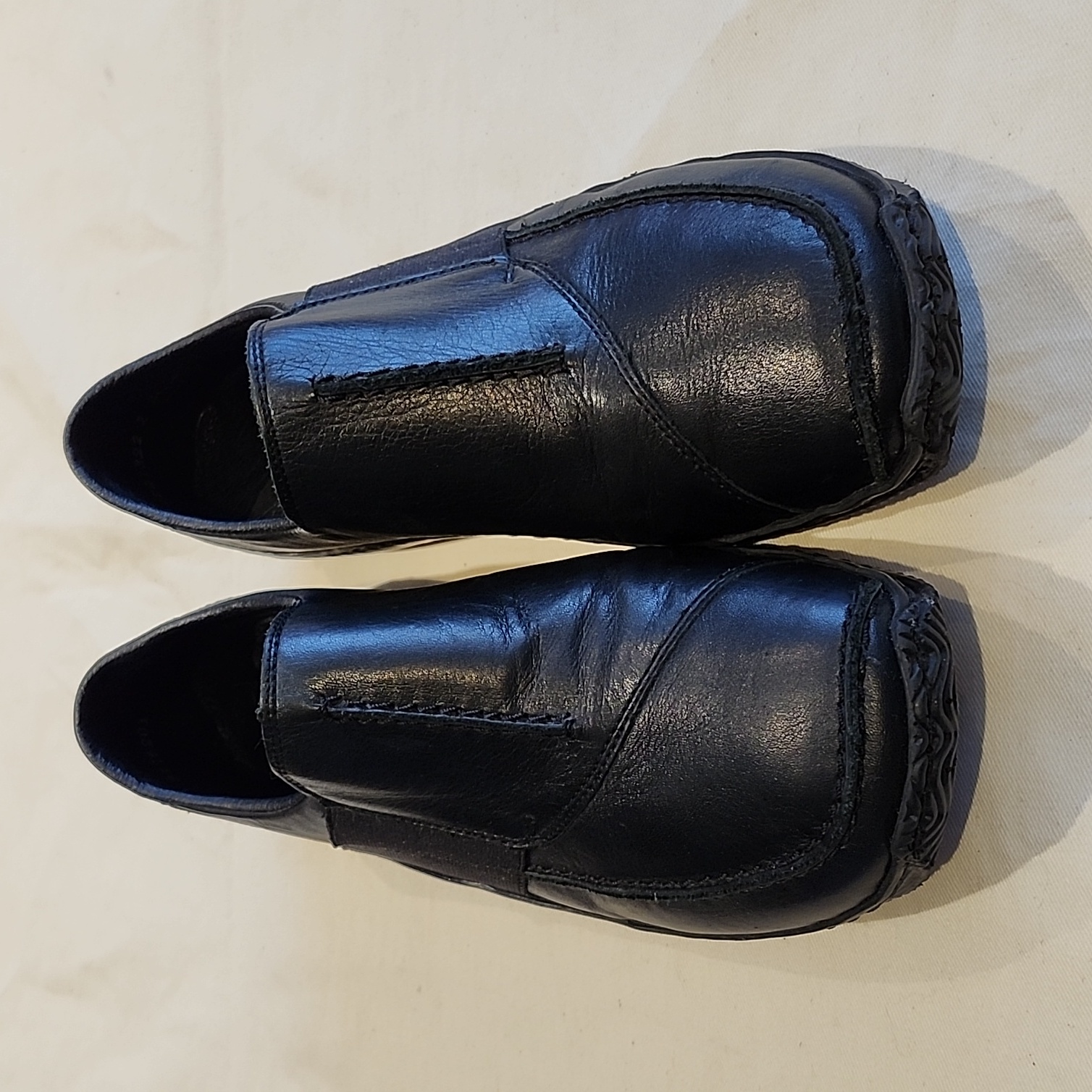 Rieker Shoe With Elasticated Gusset From Soft Leather